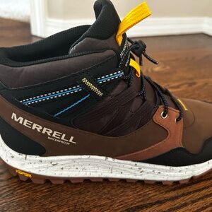 Men’s Merrell Boots - Size 9